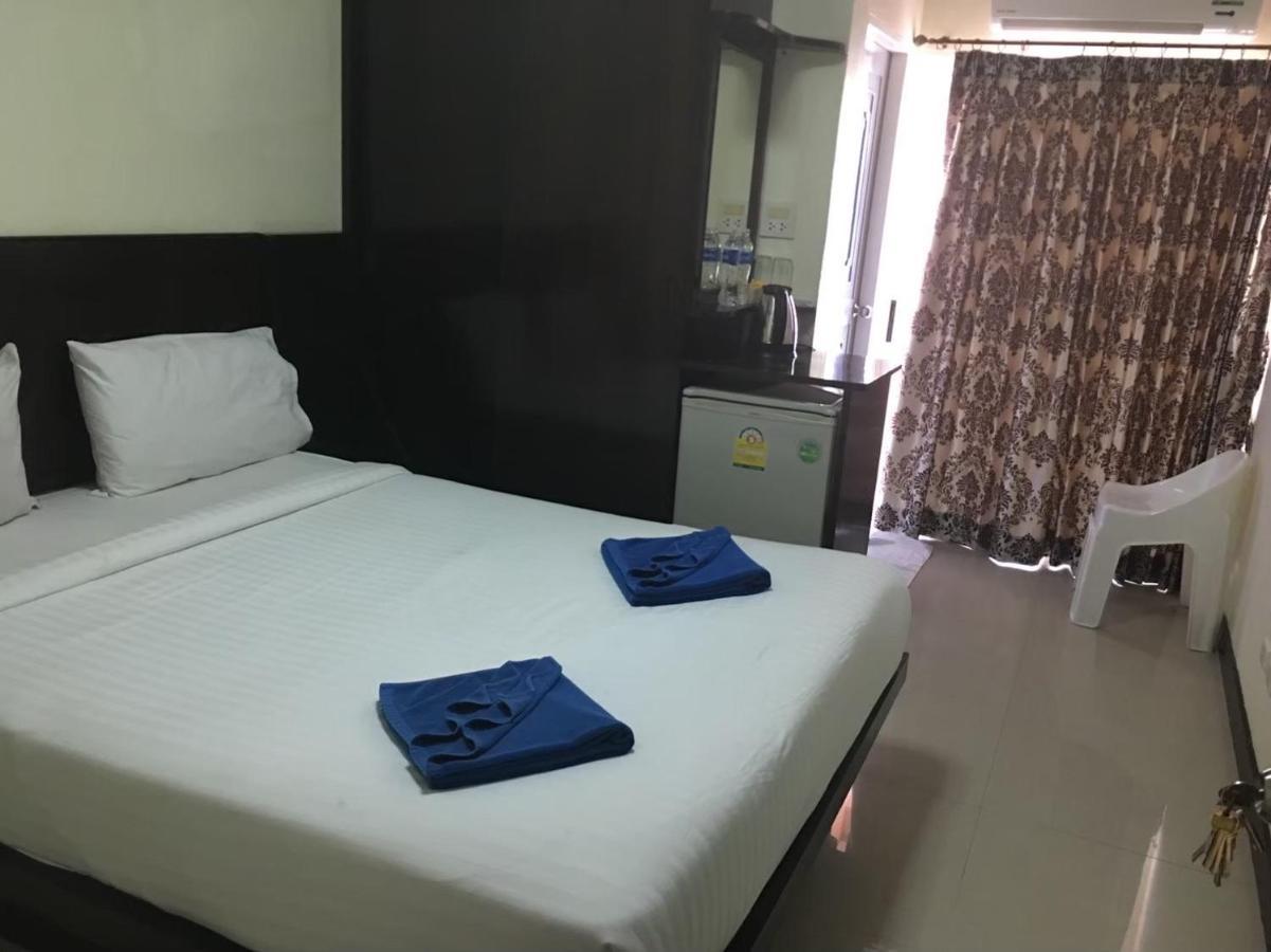 Blueskyhouse Patong Hotel ภายนอก รูปภาพ
