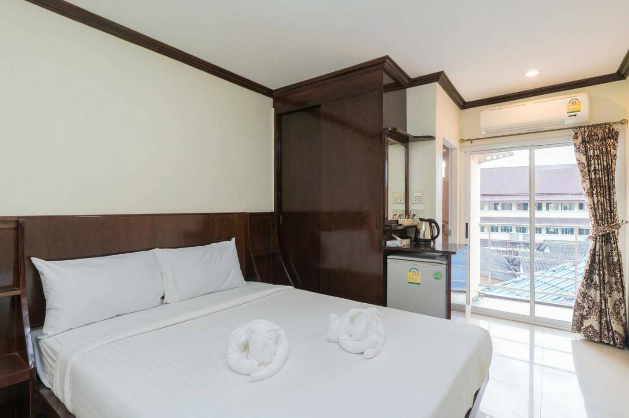 Blueskyhouse Patong Hotel ภายนอก รูปภาพ