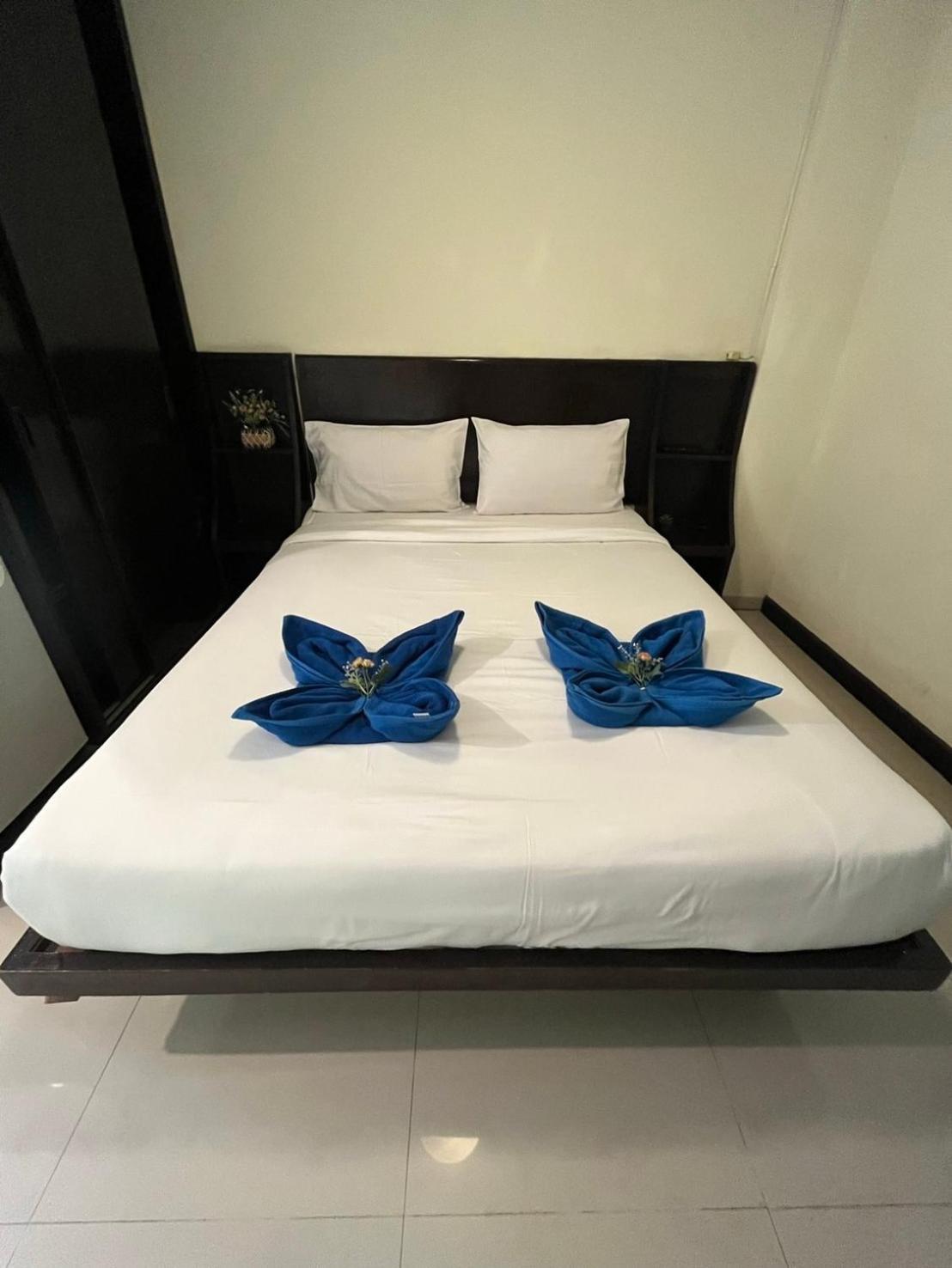 Blueskyhouse Patong Hotel ภายนอก รูปภาพ