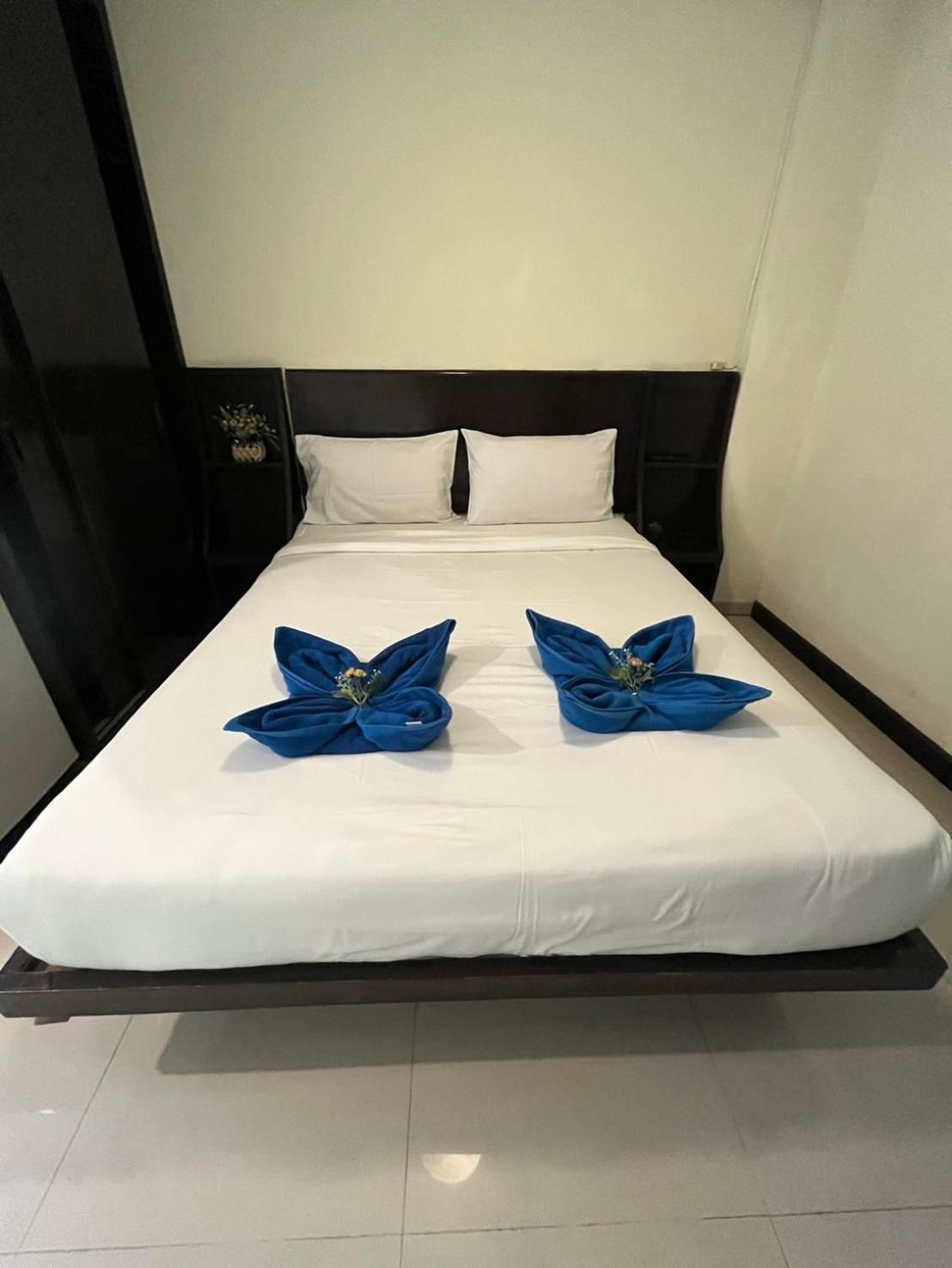 Blueskyhouse Patong Hotel ภายนอก รูปภาพ