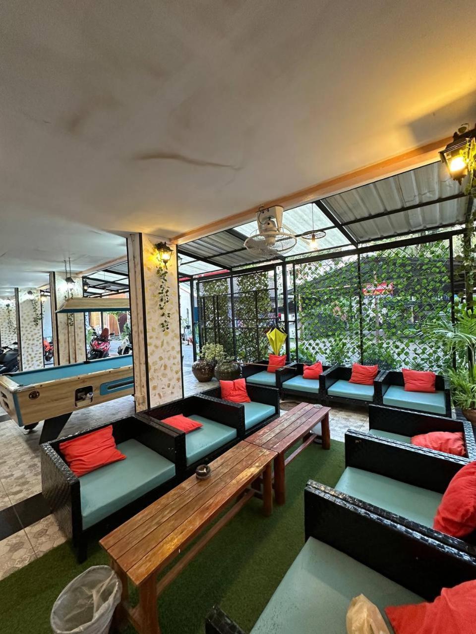 Blueskyhouse Patong Hotel ภายนอก รูปภาพ