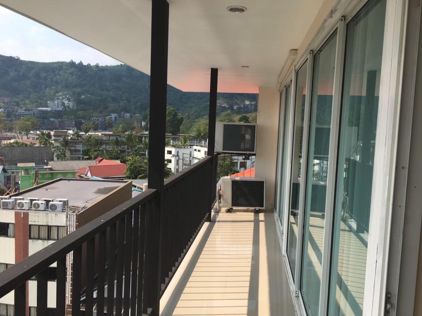 Blueskyhouse Patong Hotel ภายนอก รูปภาพ